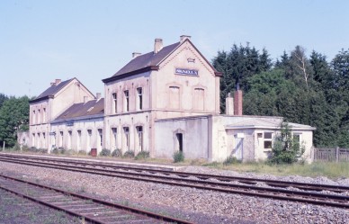 SIGNEULX  DIA 89-1097.jpg
